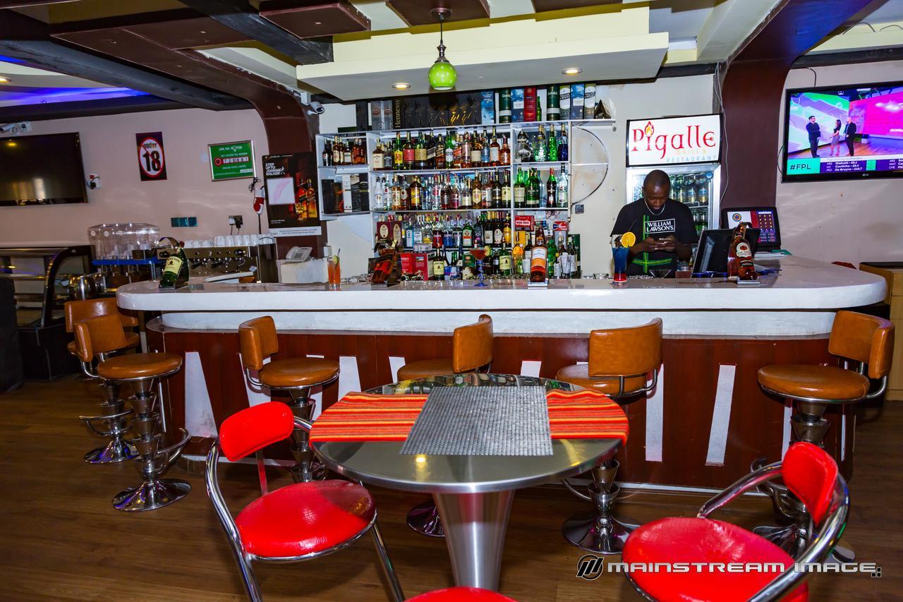 Enkare Hotel Nairobi Bagian luar foto
