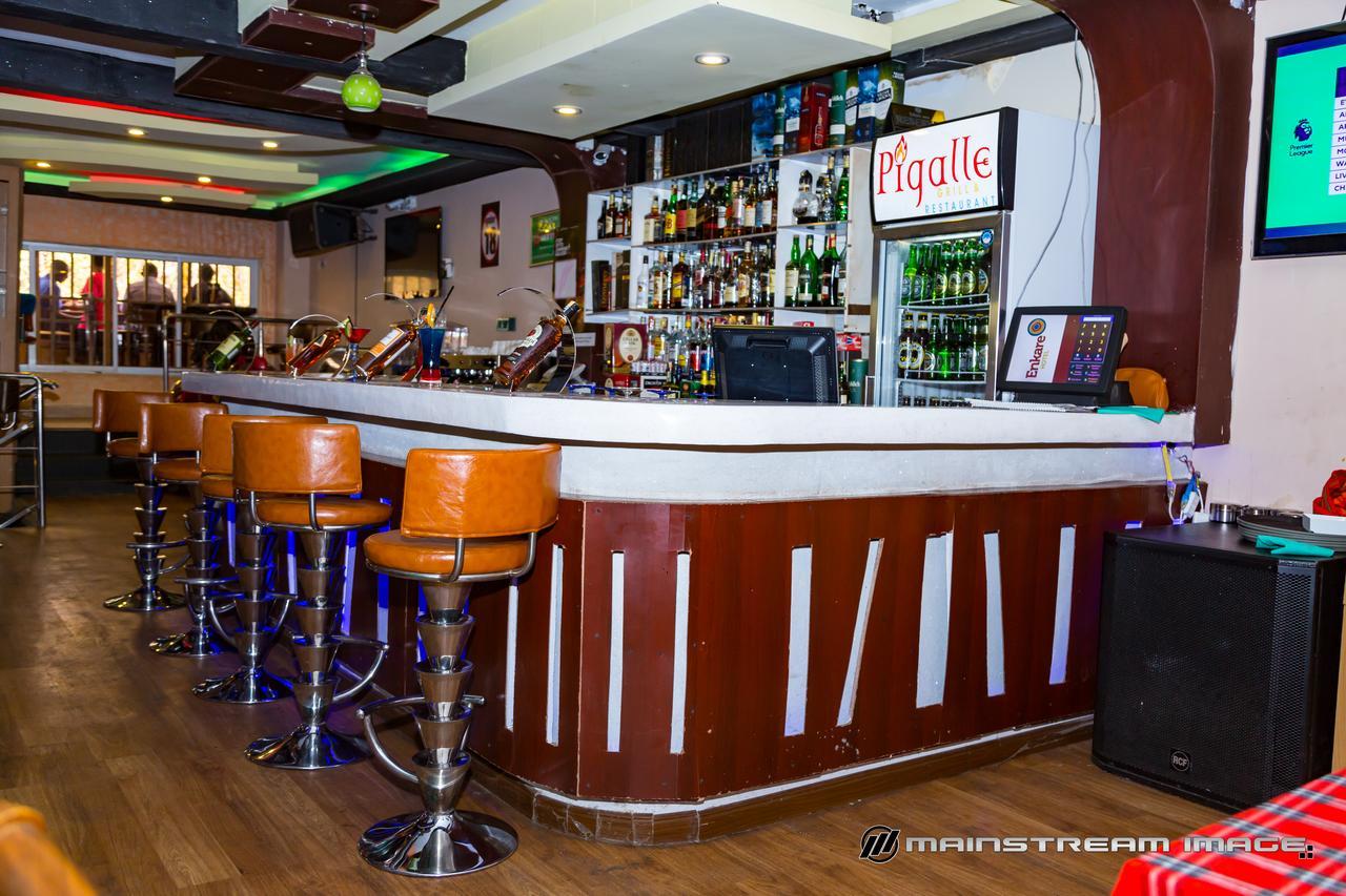 Enkare Hotel Nairobi Bagian luar foto